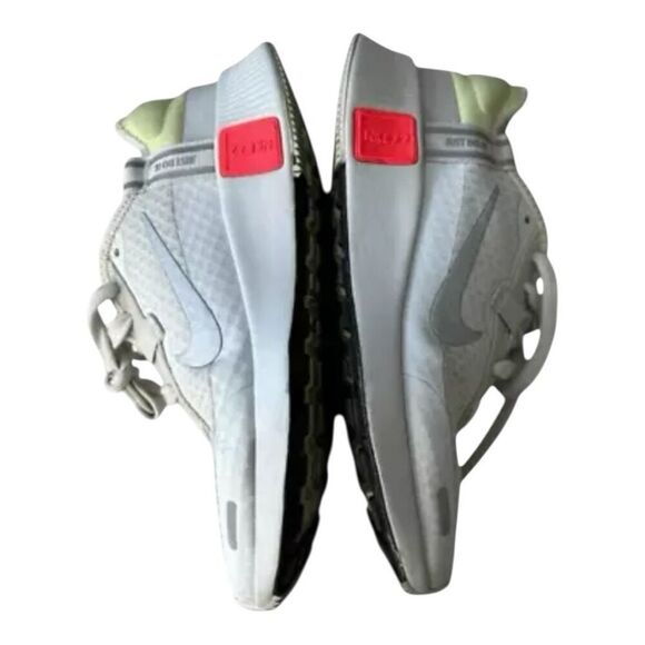 Nike Reposto Running Shoes Womens 7 Athleisure Photon-Dust Platinum CZ5630-009 - Picture 5 of 11